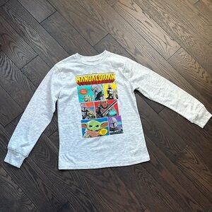 Boys Star Wars Shirt. Size Small.